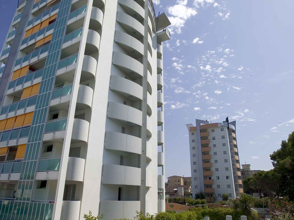 Ferienwohnung mit Balkon und Klimaanlage