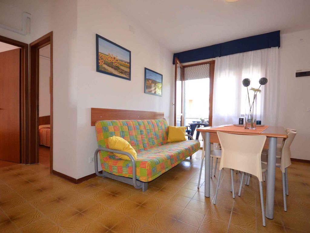 Ferienwohnung mit Klimaanlage und Balkon