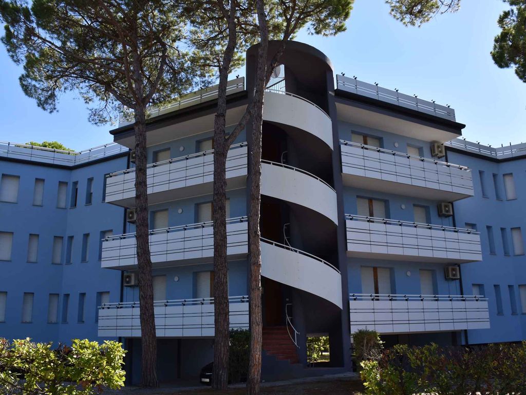 Ferienwohnung mit Klimaanlage und Balkon