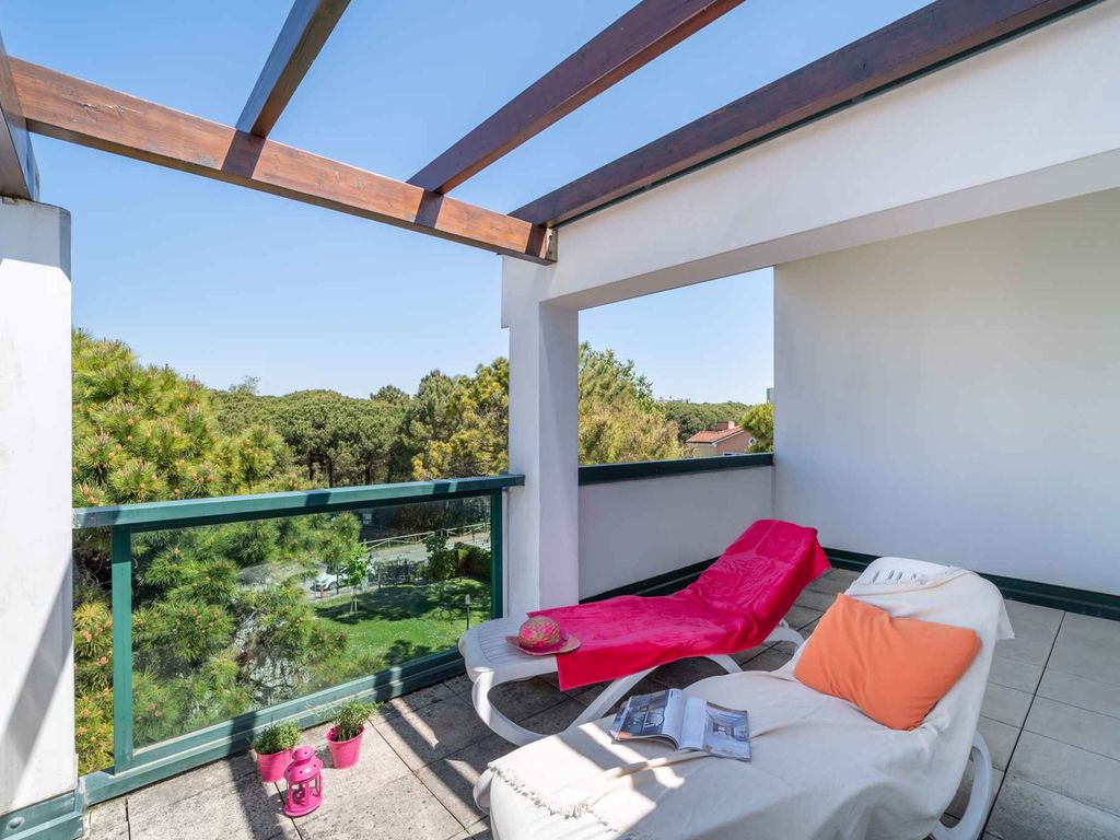 Ferienwohnung mit Balkon und Klimaanlage