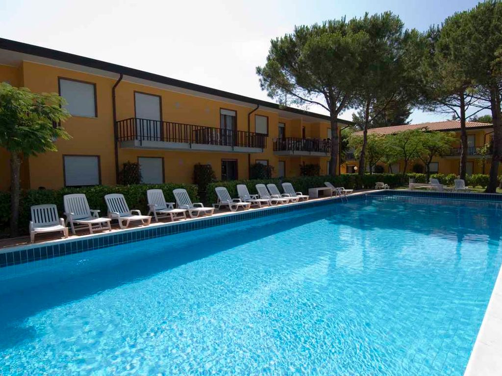 Ferienwohnung mit Pool in ruhiger Lage