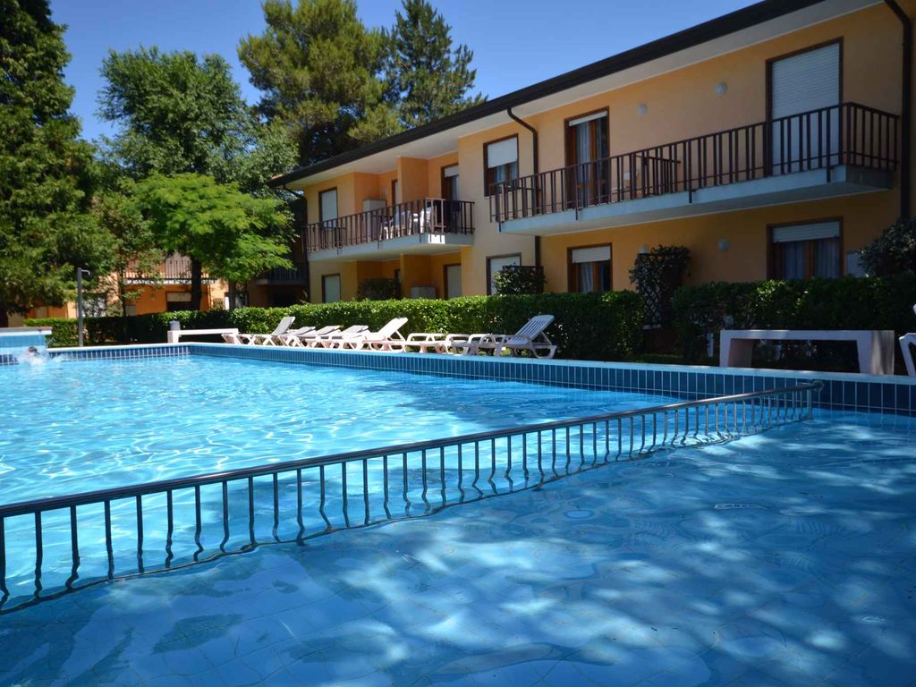 Ferienwohnung mit Pool in ruhiger Lage