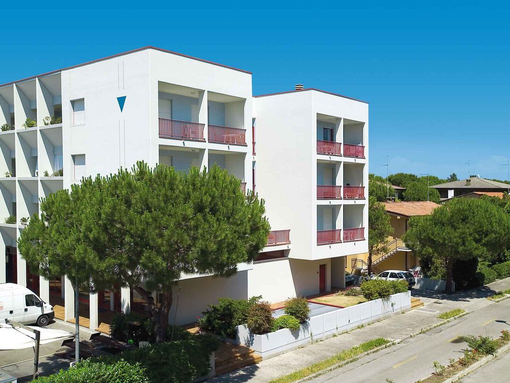 Ferienwohnung mit Balkon und Klimaanlage