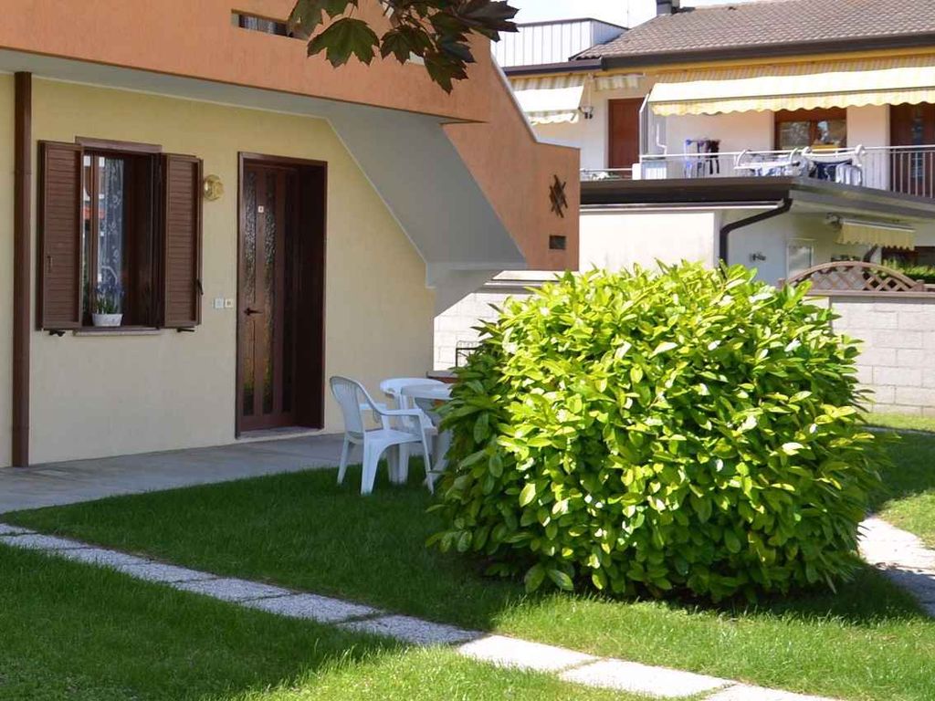 Ferienwohnung mit Balkon und Klimaanlage