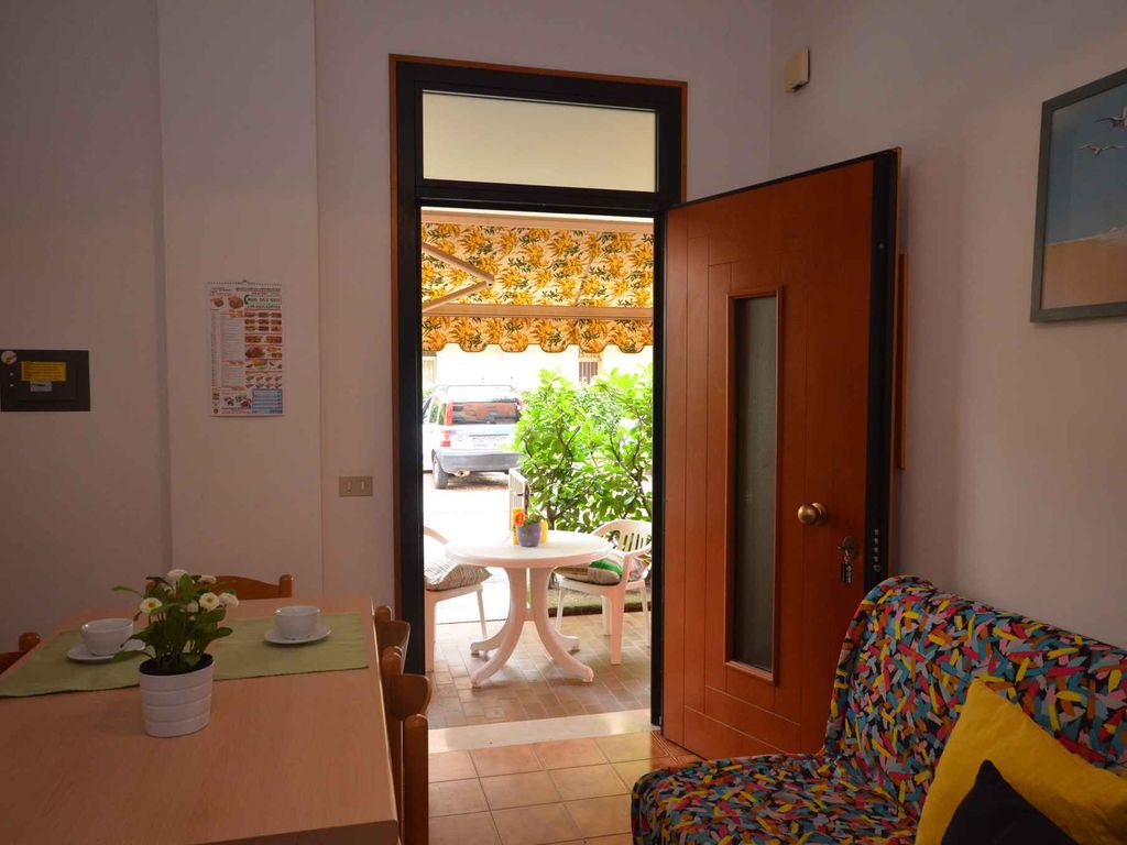 Ferienwohnung mit Balkon und Klimaanlage