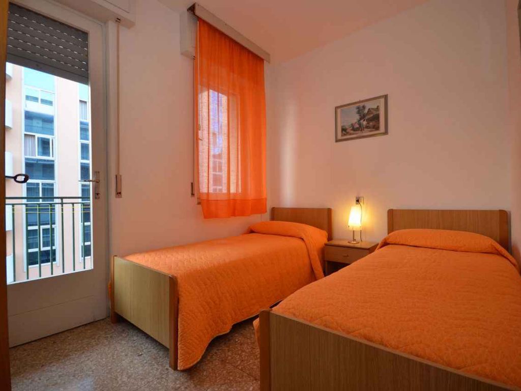 Ferienwohnung mit Balkon und Klimaanlage