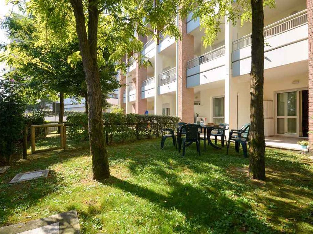 Ferienwohnung mit Terrase und Klimaanlage