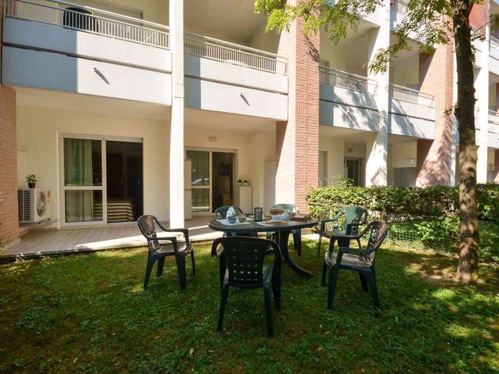 Ferienwohnung mit Terrase und Klimaanlage