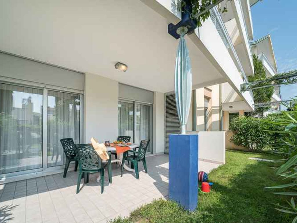 Hotelapartment mit Klimaanlage und Terrasse