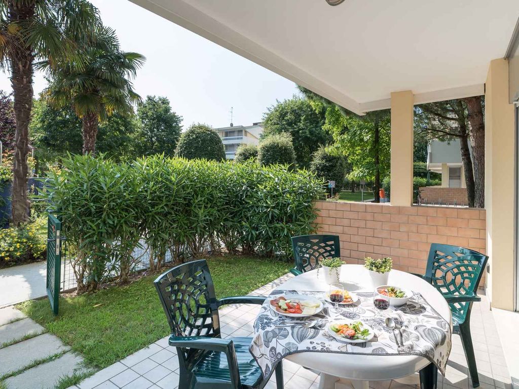 Hotelapartment mit Klimaanlage und Terrasse