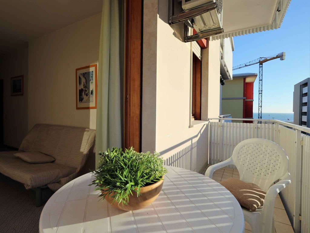 Ferienwohnung mit Balkon und Klimaanlage