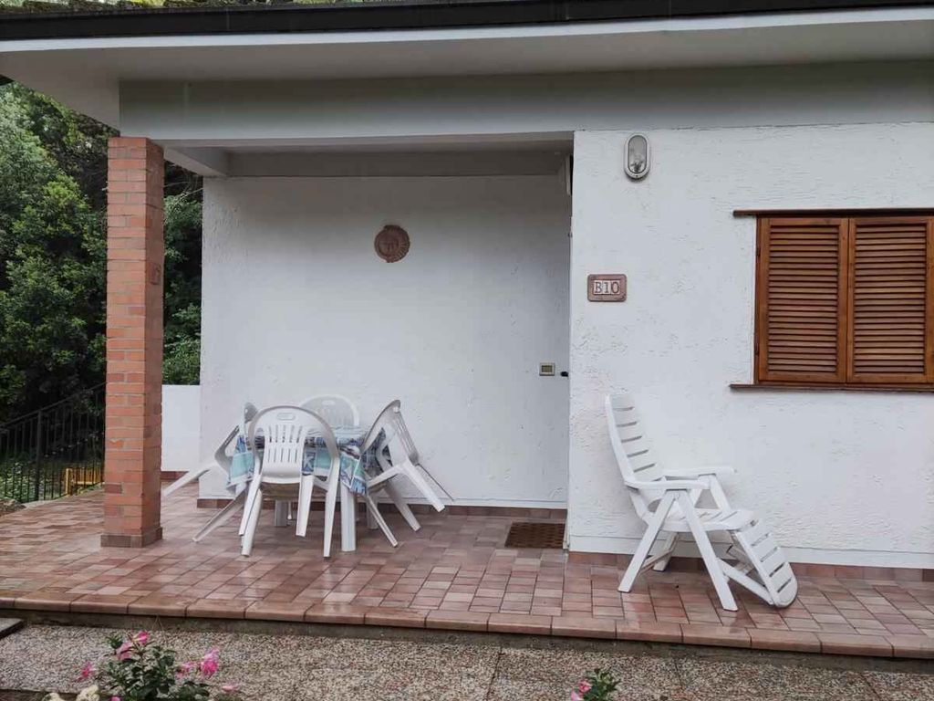 Ferienwohnung mit Klimaanlage und Terrasse
