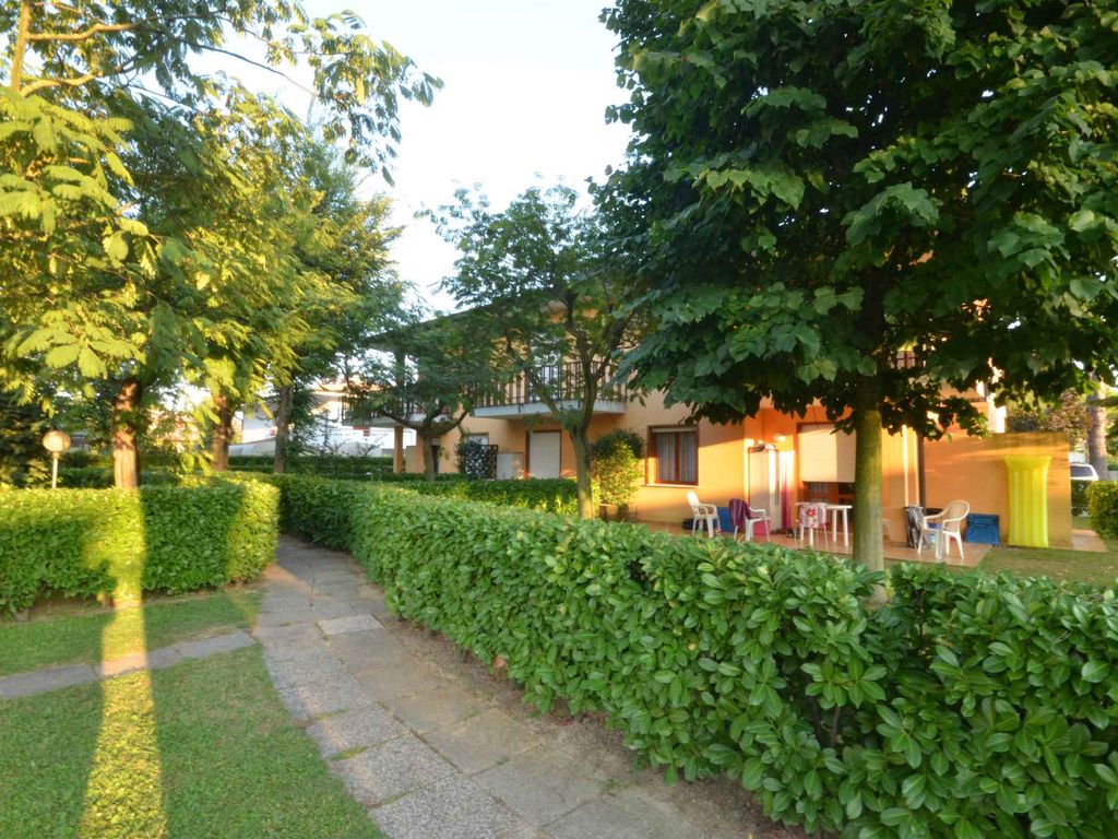 Ferienwohnung mit Klimaanlage und Garten