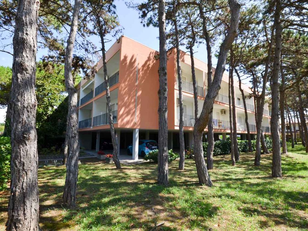 Ferienwohnung mit Balkon und Klimaanlage