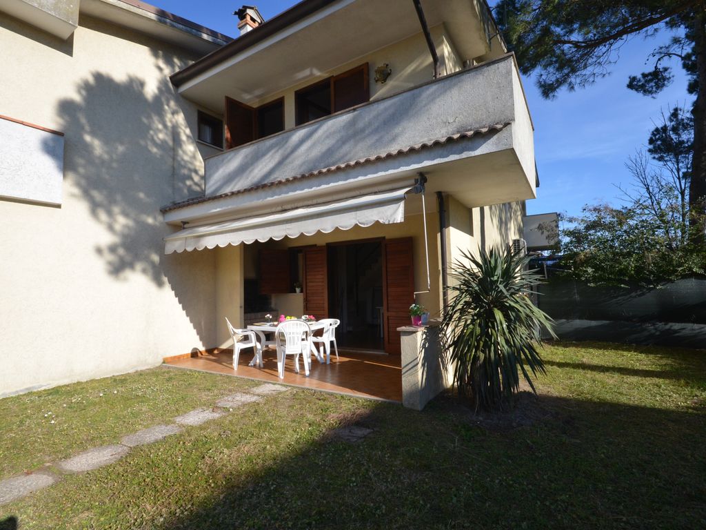 Ferienwohnung mit Terrase und Klimaanlage