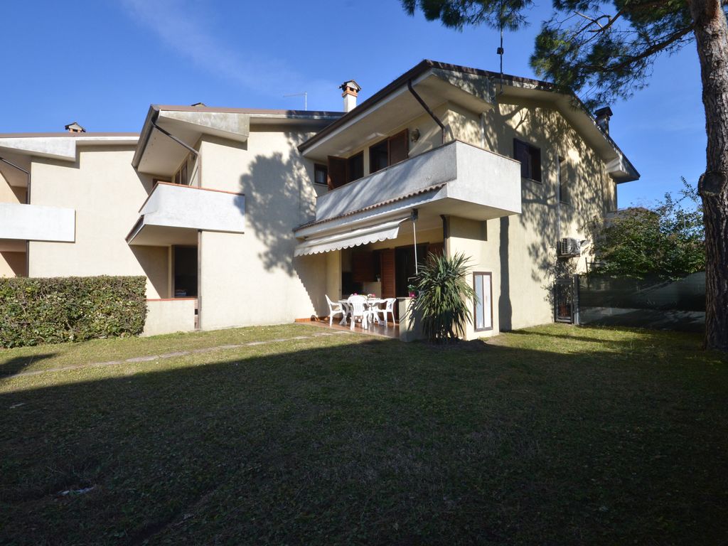Ferienwohnung mit Terrase und Klimaanlage