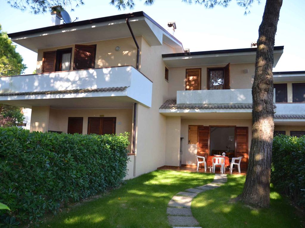 Ferienwohnung mit Terrase und Klimaanlage
