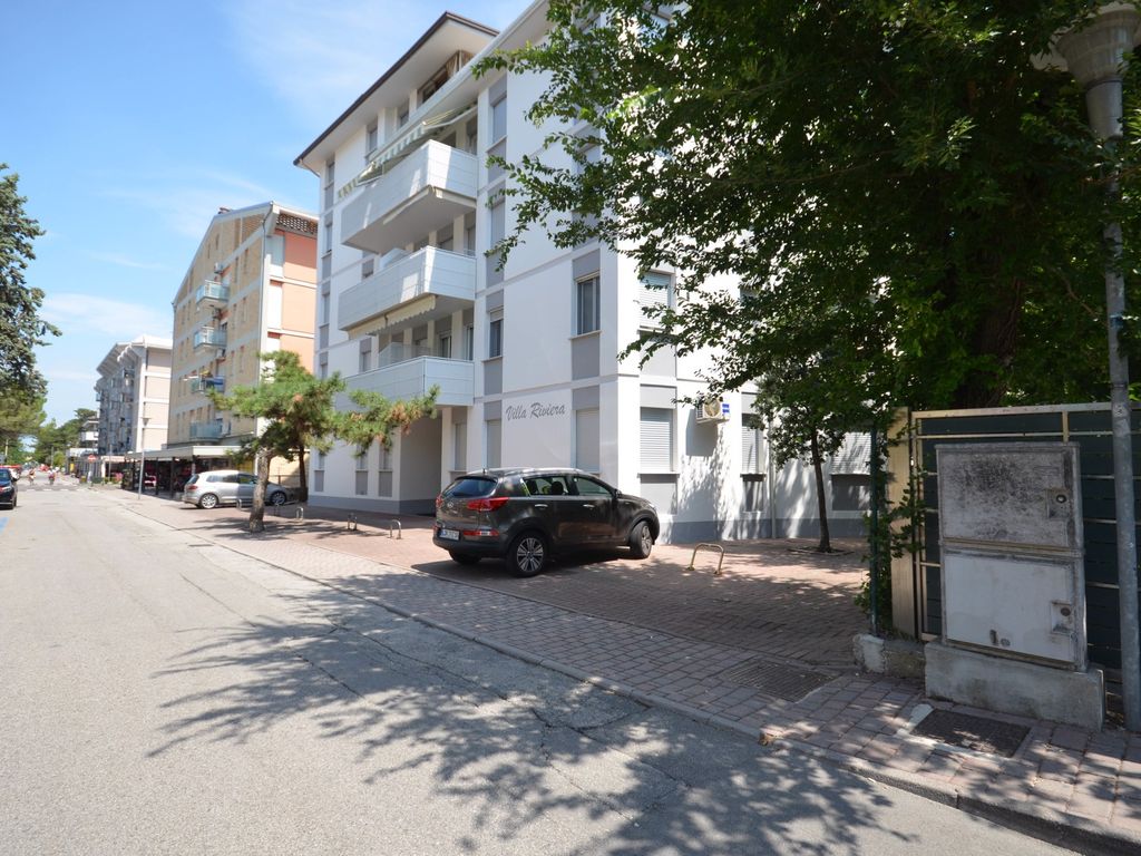 Ferienwohnung mit Blalkon und Klimaanlage