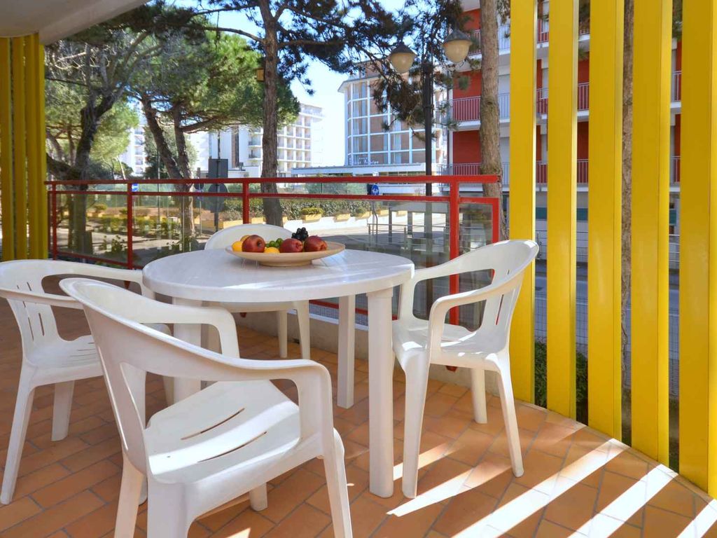 Ferienwohnung mit Klimaanlage und Balkon