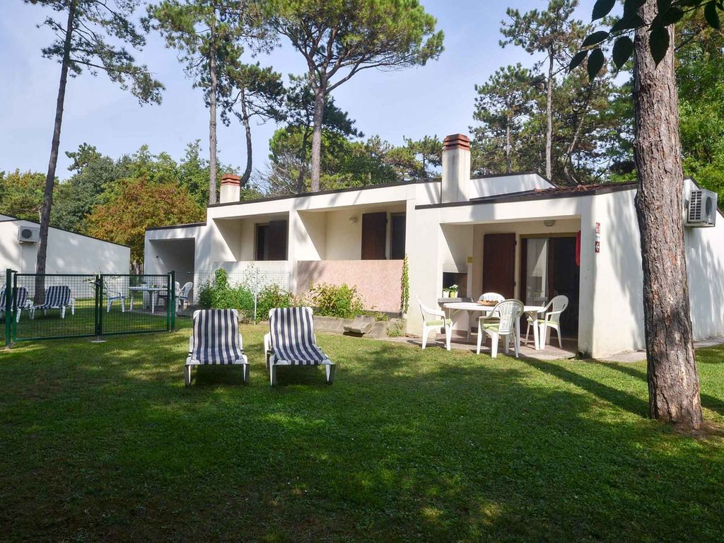 Ferienwohnung mit Privater Garten und Klima