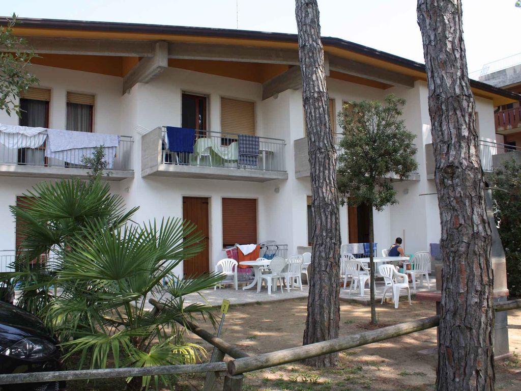 Ferienwohnung mit Balkon und Klimaanlage