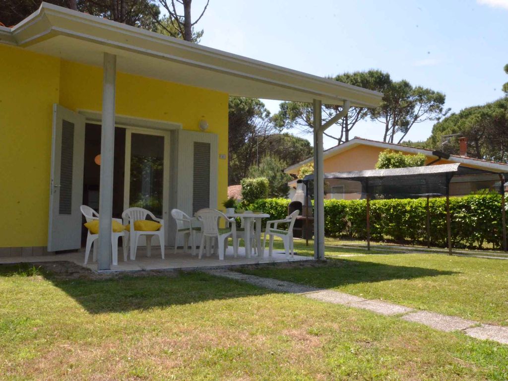 Bungalow mit Garten und Klimaanlage