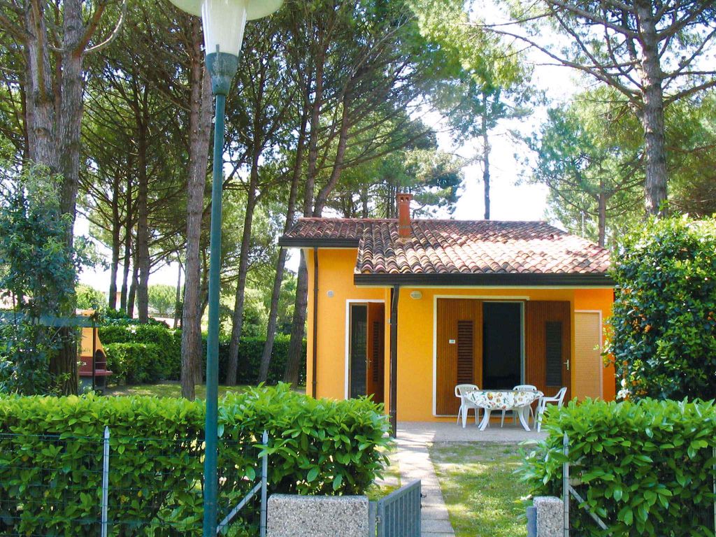 Bungalow mit Garten und Klimaanlage