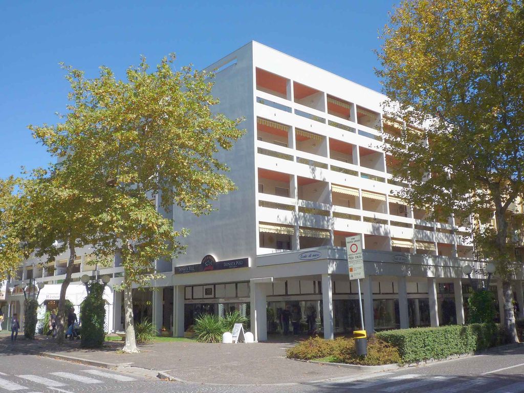 Ferienwohnung mit Gemeinschaftspool und Klimaanlage