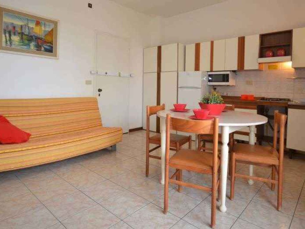 Ferienwohnung mit Klimaanlage und Balkon