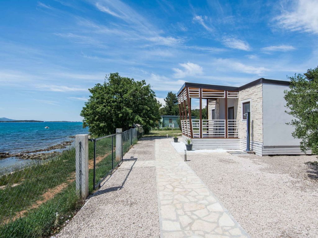 Mobilehome Familienfreundlich mit Klimaanlage, Grillmöglichkeit und Internet