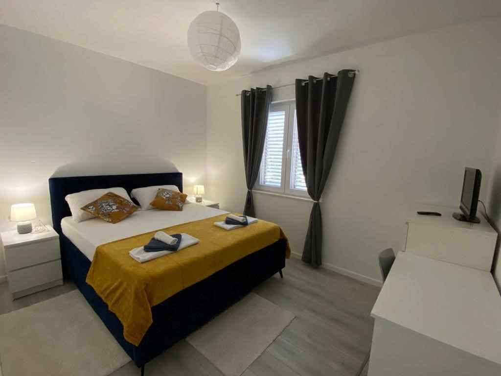 Ferienwohnung mit Balkon und Klimaanlage