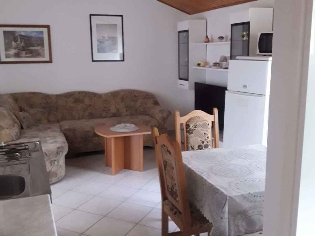 Ferienwohnung mit Klimaanlage und Balkon