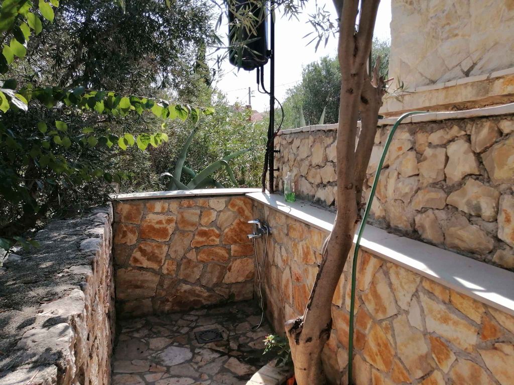 Studio mit Klimaanlage und Terrasse