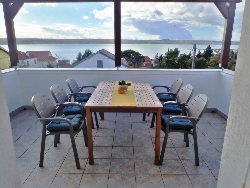Ferienwohnung mit Klimaanlage und Meerblick