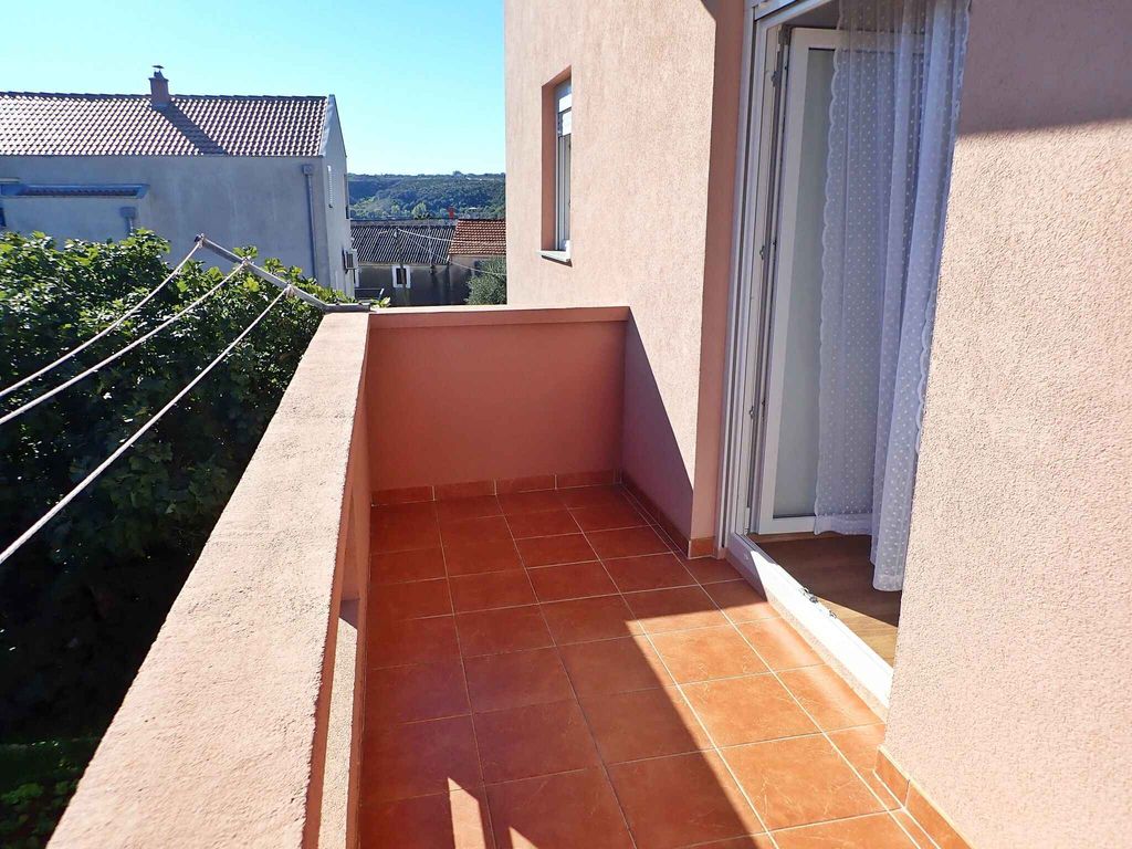 Ferienwohnung mit Klimaanlage und Balkon in der Strandnähe