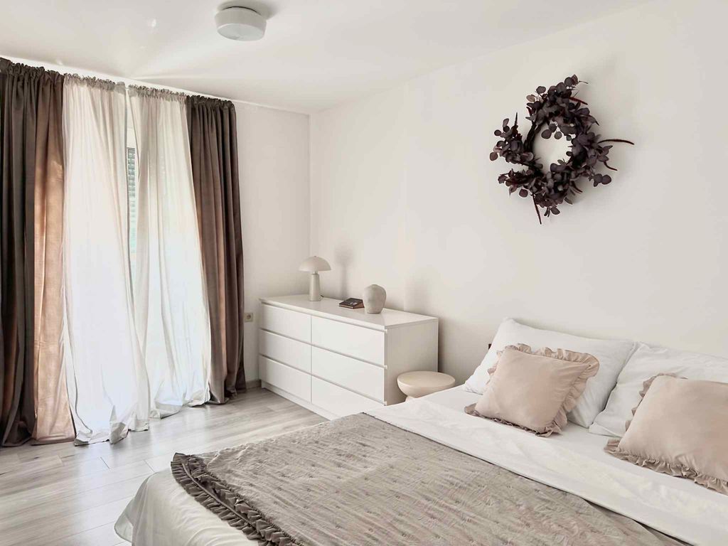 Ferienwohnung mit Terrasse und Meersicht