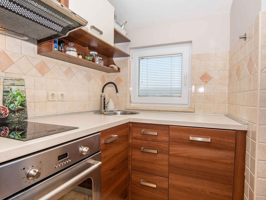 Ferienwohnung mit Balkon und Klimaanlage
