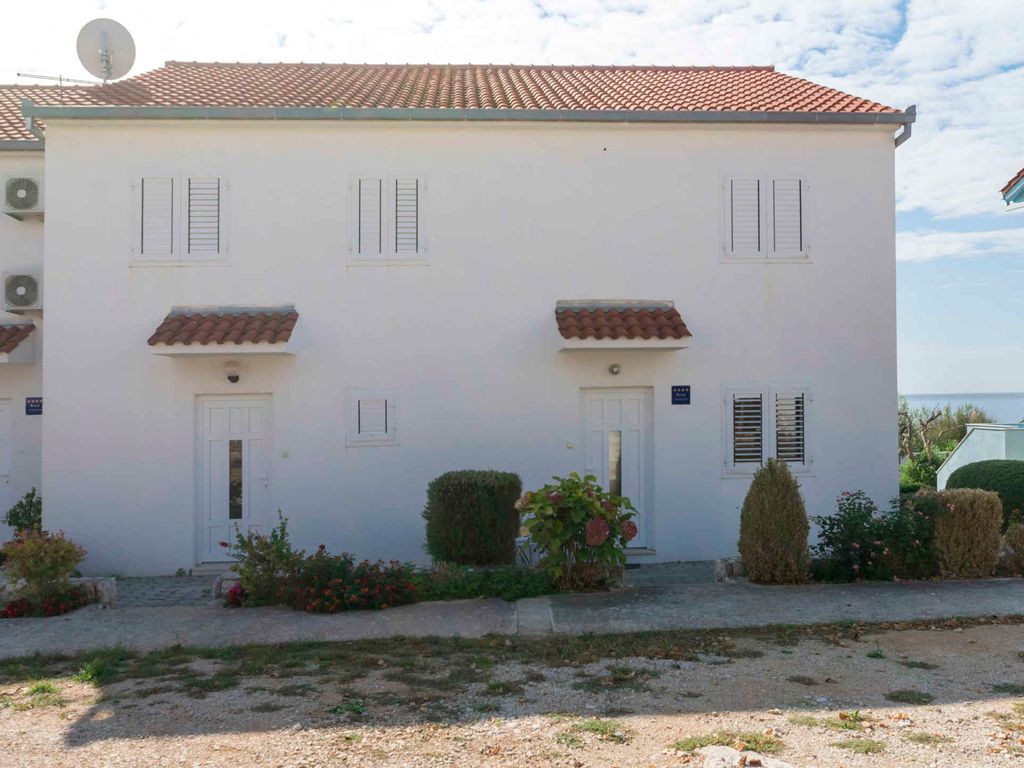 Ferienwohnung mit Terrasse und Klimaanlage