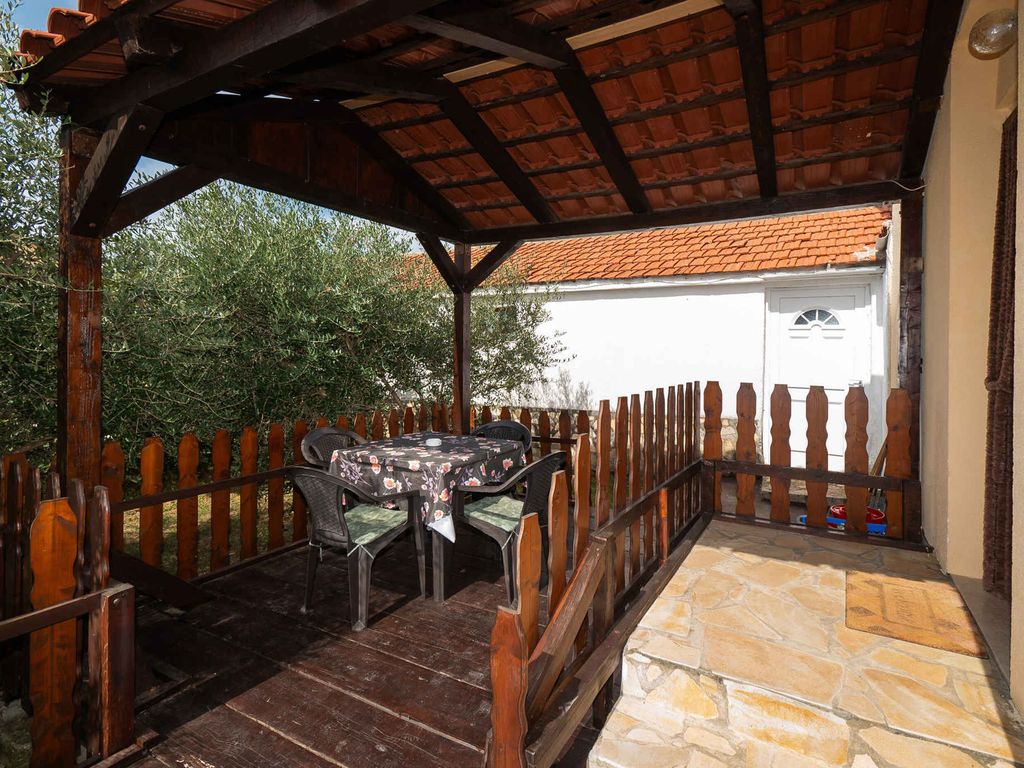 Ferienwohnung mit Klimaanlage und Grill