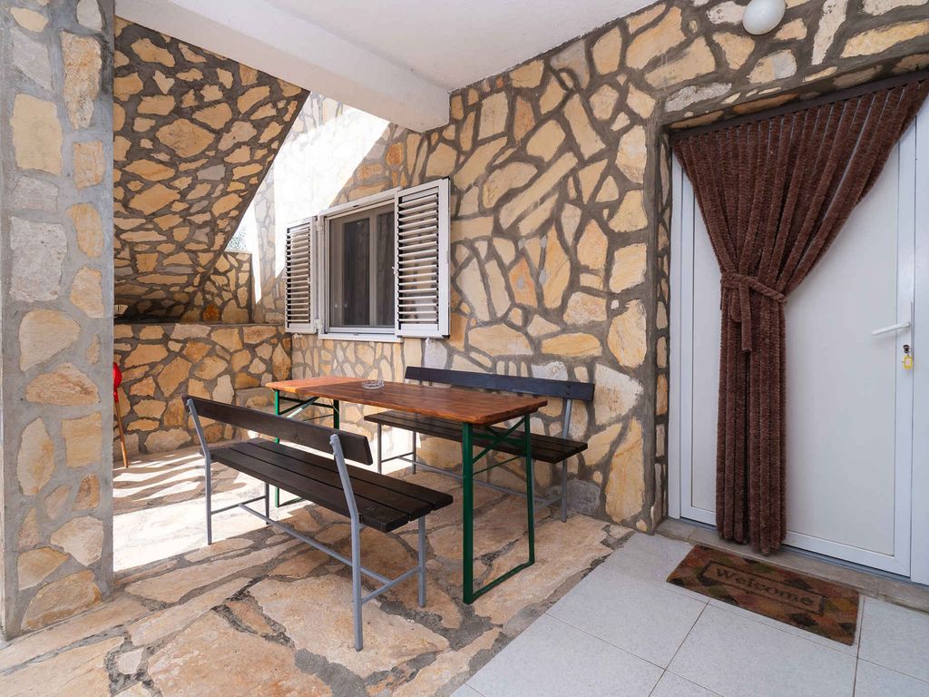 Ferienwohnung mit Klimaanlage und Grill