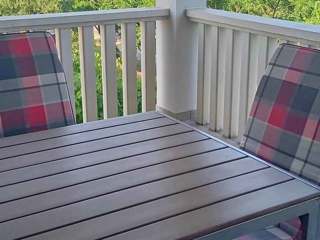 Ferienwohnung Familienfreundlich mit Klimaanlage, Grillmöglichkeit und Internet