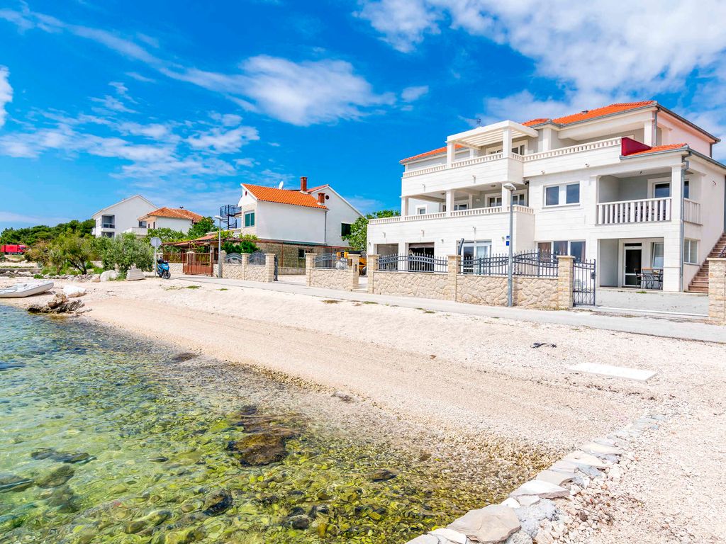 Ferienwohnung mit Klimaanlage, am Strand