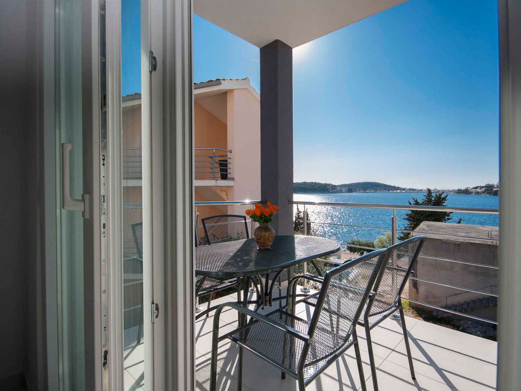 Ferienwohnung mit Klimaanlage und Meerblick