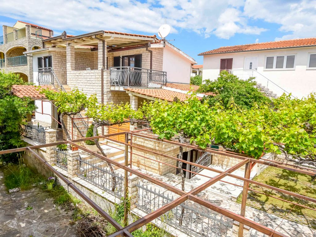 Ferienwohnung mit Klimaanlage und Grill