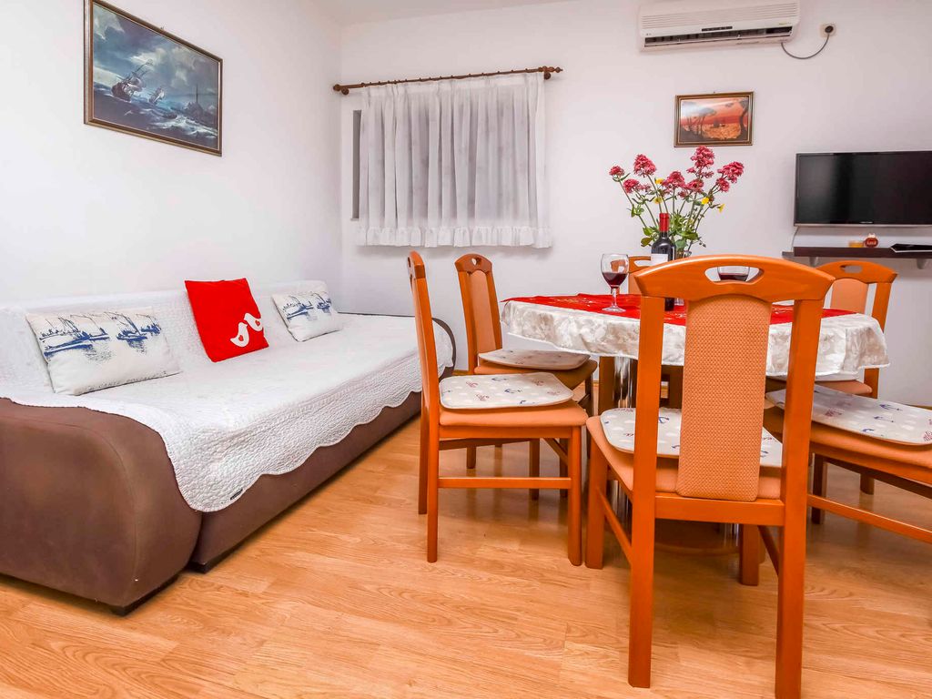 Ferienwohnung mit Klimaanlage und Grill
