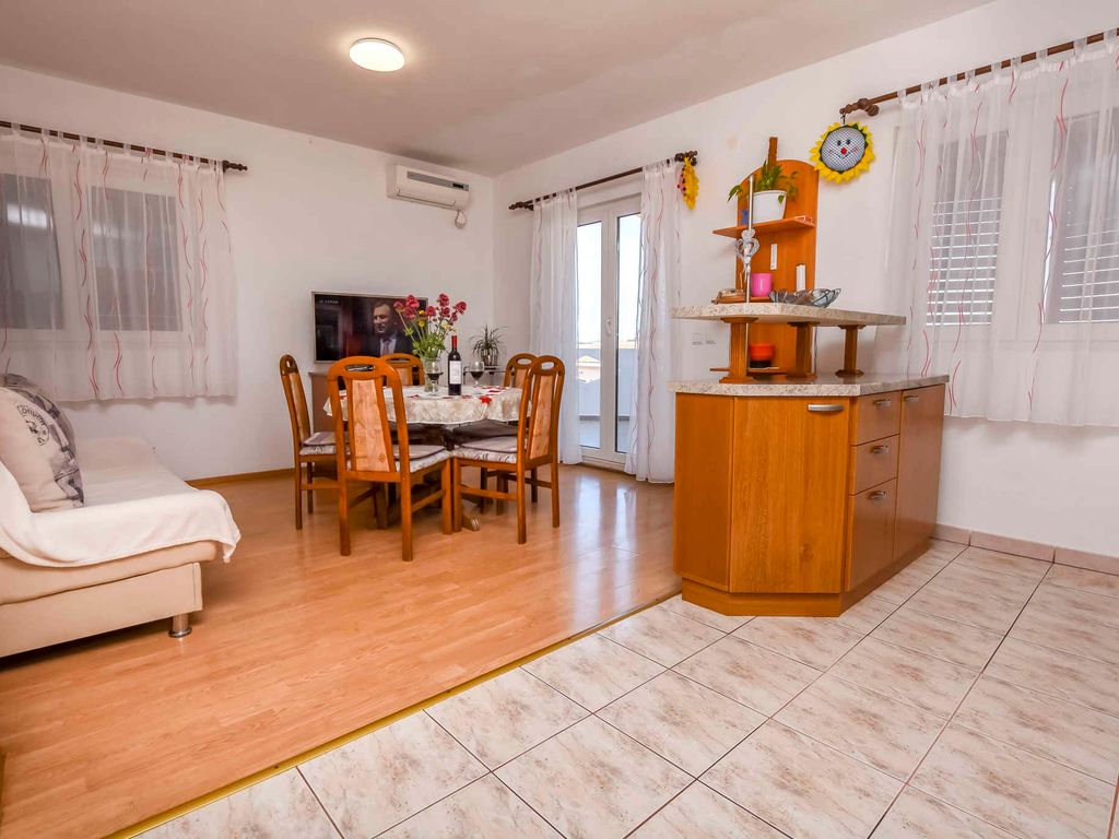 Ferienwohnung mit Klimaanlage und Grill
