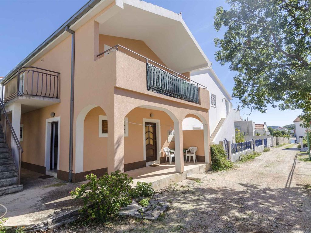Ferienwohnung mit Klimaanlage und Grill