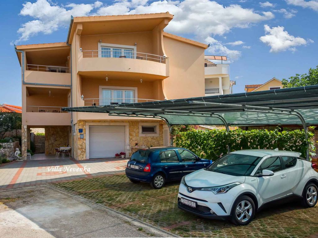 Ferienwohnung mit Klimaanlage, Meerblick, am Strand