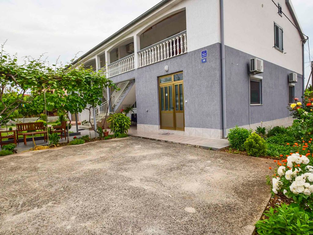 Ferienwohnung mit gemütlichem Balkon