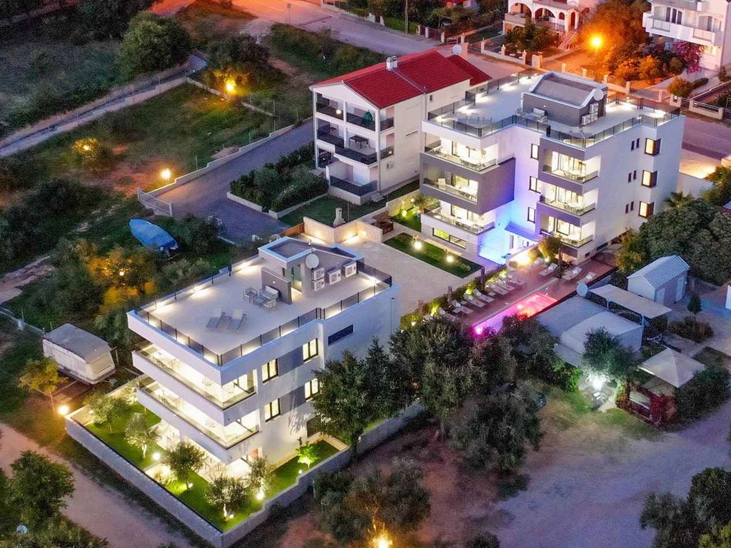 Ferienwohnung mit Pool und Klimaanlage